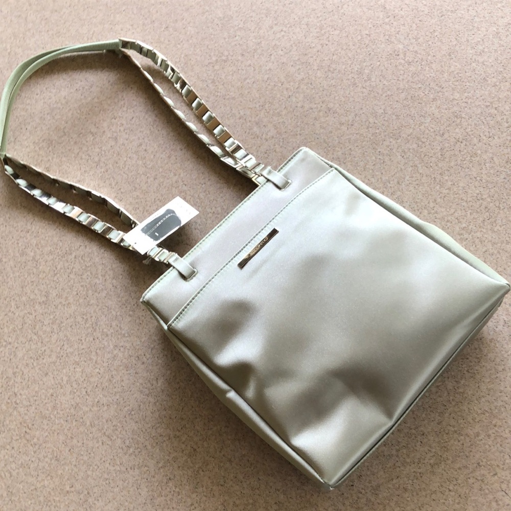 Nine West Whisper green silver handbag, purse with metal link straps.